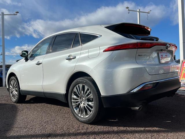 Toyota HARRIER HYBRID 2023