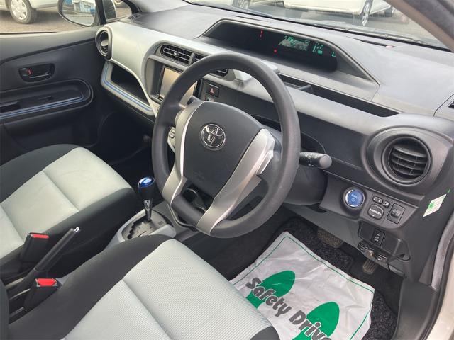 Toyota AQUA 2013