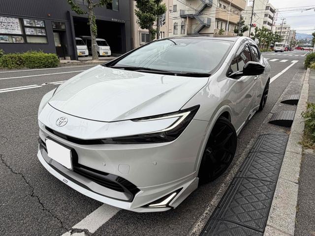 Toyota PRIUS 2023
