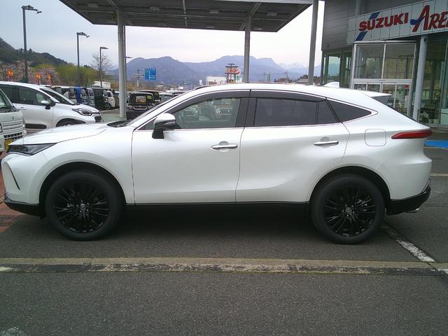 Toyota HARRIER HYBRID 2026