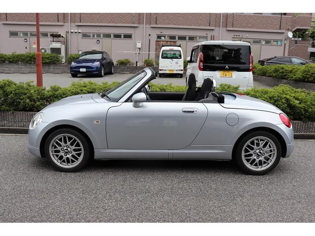 Daihatsu COPEN 2004