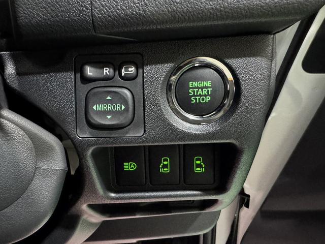 Toyota HIACE VAN 2025