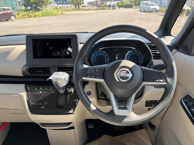 Nissan ROOX 2023
