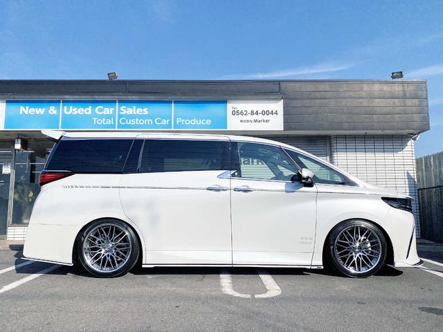 Toyota ALPHARD HYBRID 2023