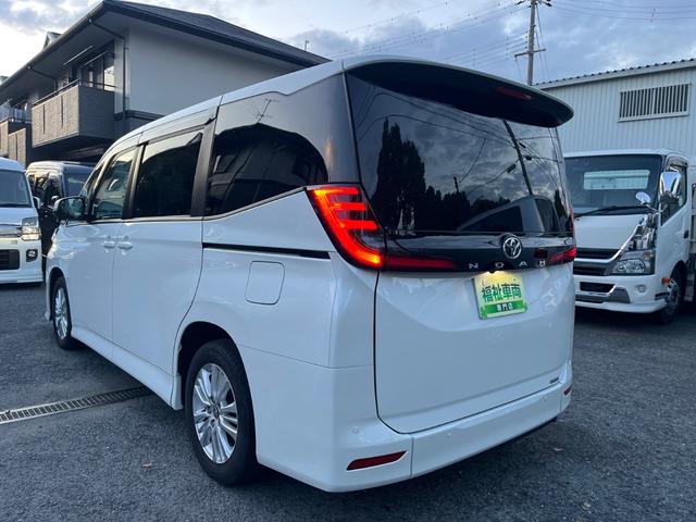 Toyota NOAH 2023