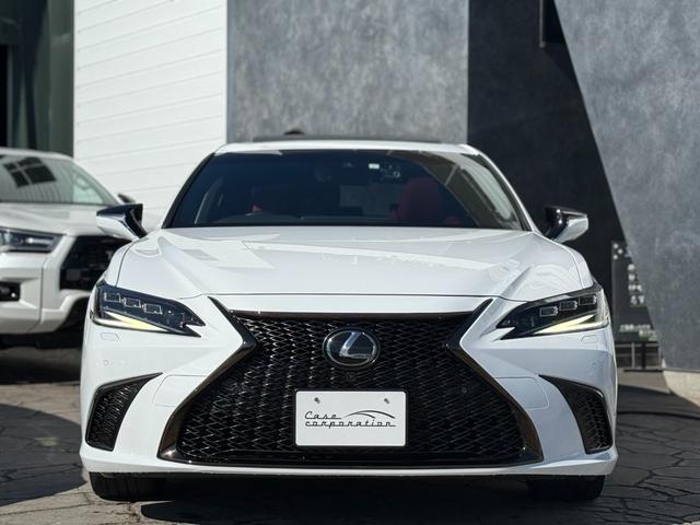 Lexus ES 2023