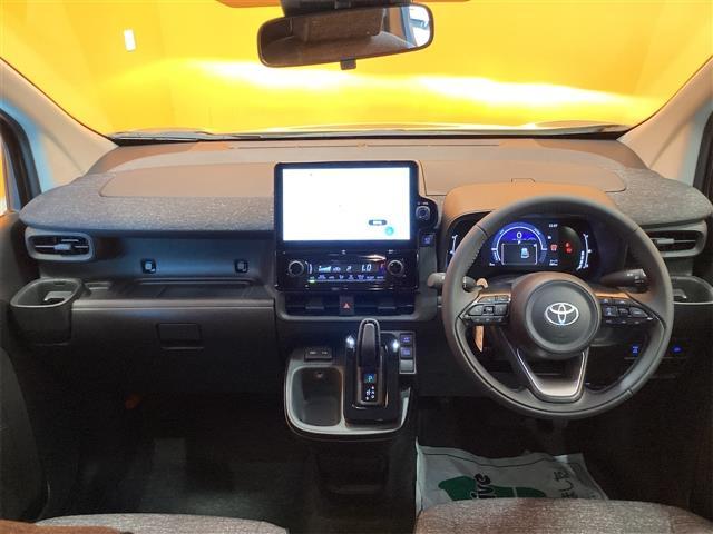 Toyota SIENTA 2025