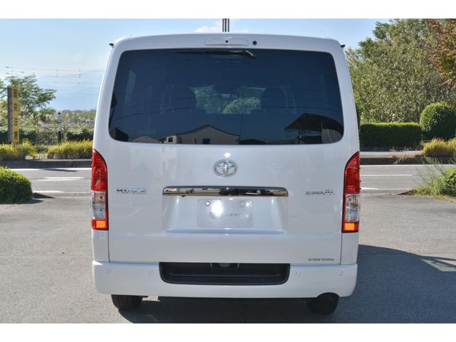 Toyota HIACE VAN 2025