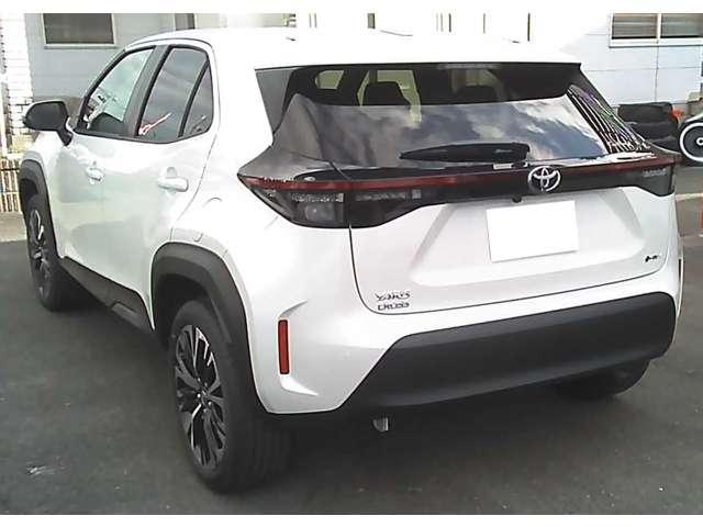 Toyota YARIS CROSS 2025