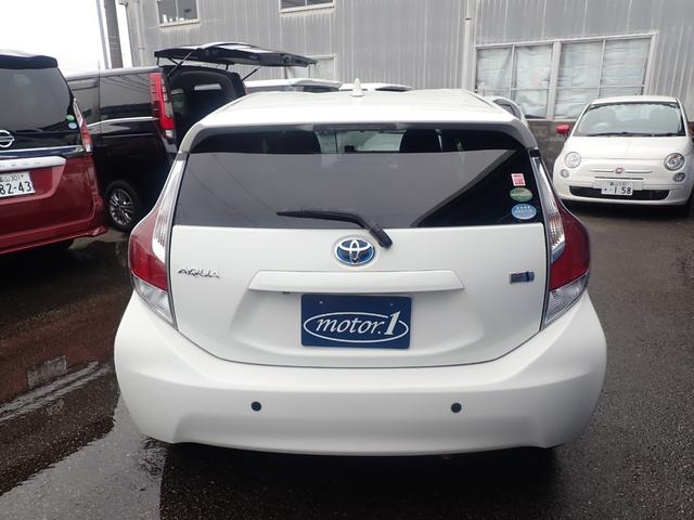 Toyota AQUA 2015