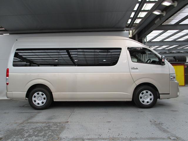 Toyota HIACE WAGON 2022