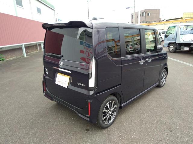 Honda N-BOX CUSTOM 2025