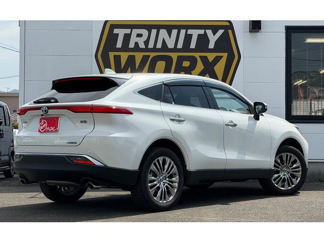 Toyota HARRIER HYBRID 2024