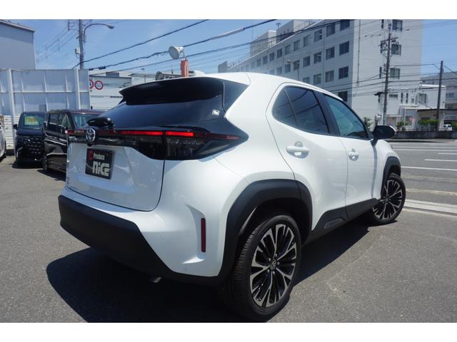 Toyota YARIS CROSS 2025