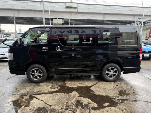 Toyota HIACE VAN 2025