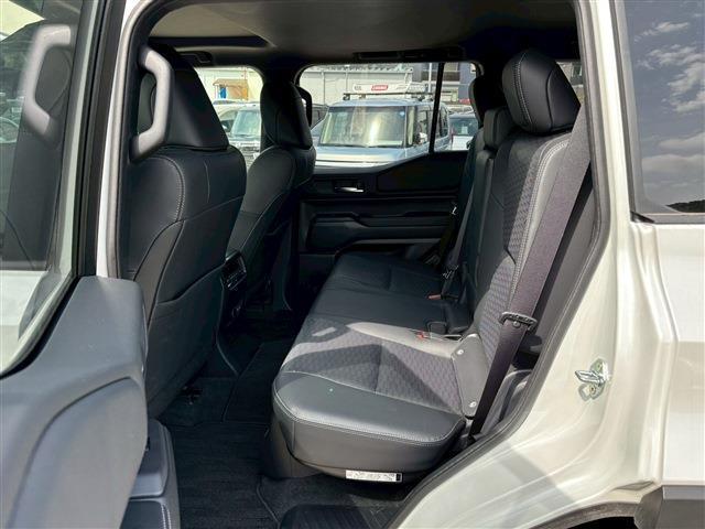 Toyota LAND CRUISER 250 2025