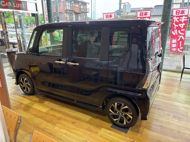 Daihatsu TANTO 2022