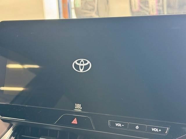 Toyota HARRIER HYBRID 2022