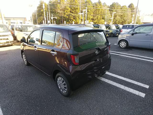 Daihatsu MIRA E:S 2024