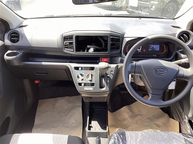 Daihatsu MIRA E:S 2025