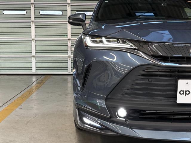 Toyota HARRIER HYBRID 2021