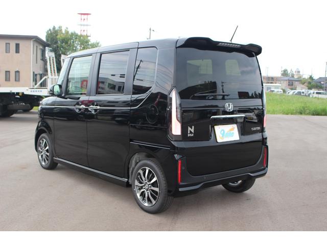 Honda N-BOX CUSTOM 2024