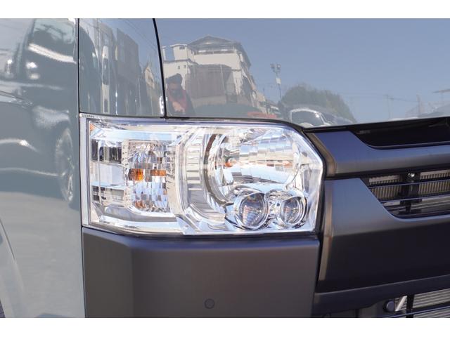 Toyota HIACE VAN 2025