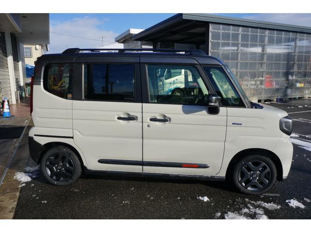 Suzuki SPACIA GEAR 2024