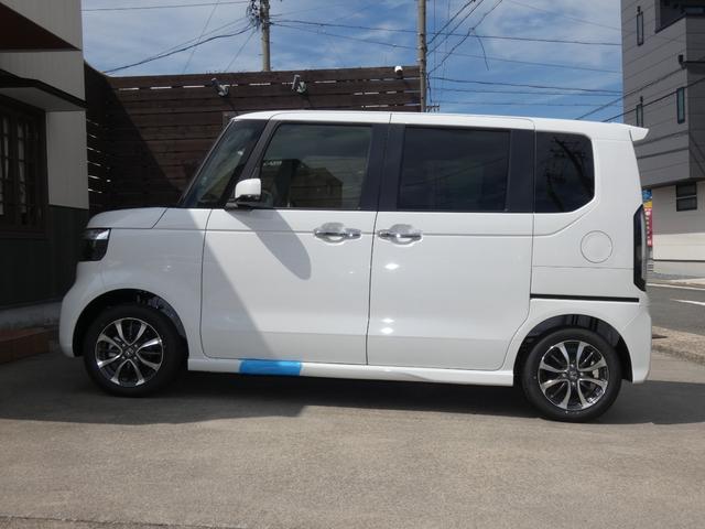 Honda N-BOX CUSTOM 2025