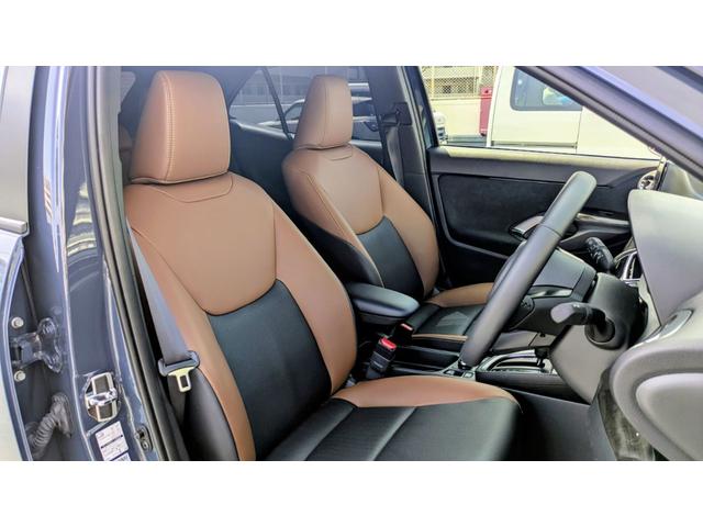 Toyota YARIS CROSS 2025