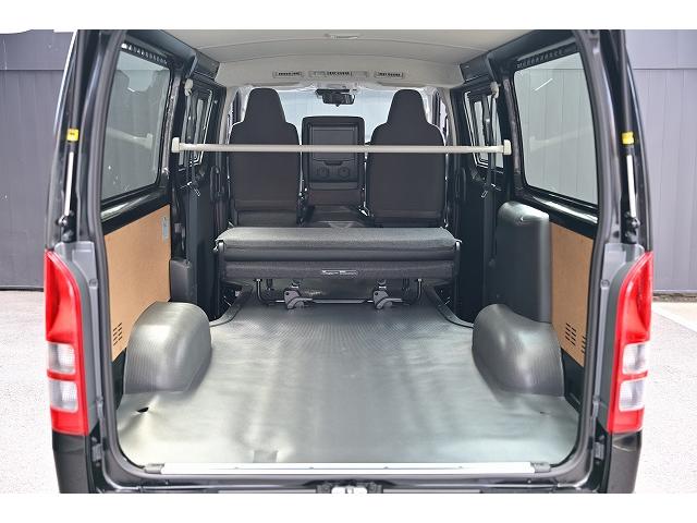 Toyota HIACE VAN 2026