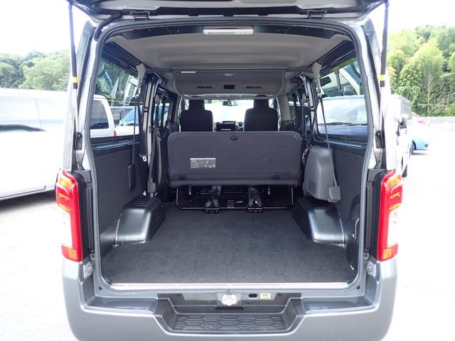 Nissan NV350 CARAVAN VAN 2017