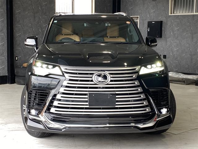 Lexus LX 2024