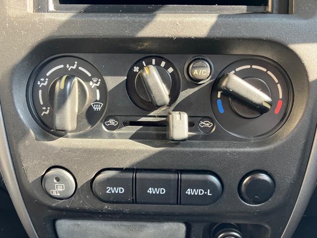 Mazda AZ-OFFROAD 2006