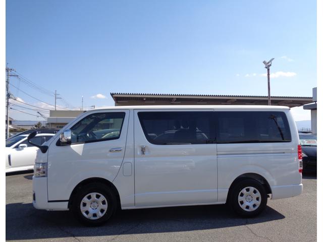 Toyota HIACE VAN 2026