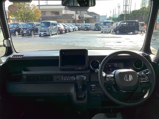 Honda N-BOX CUSTOM 2025