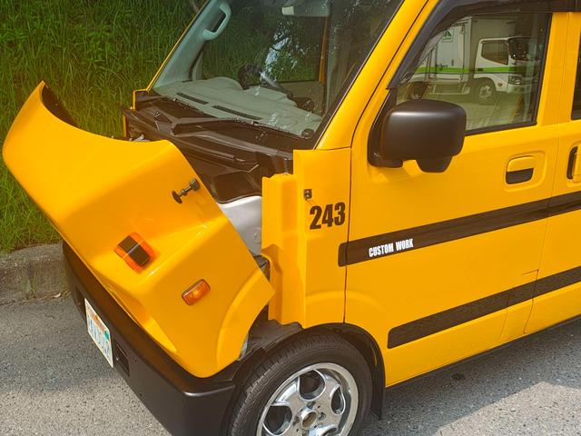 Nissan NV100 Clipper Van 2025