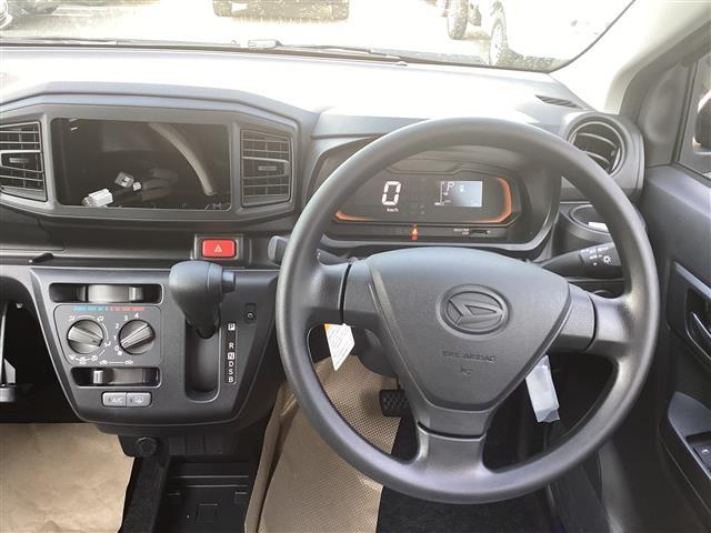 Daihatsu MIRA E:S 2024