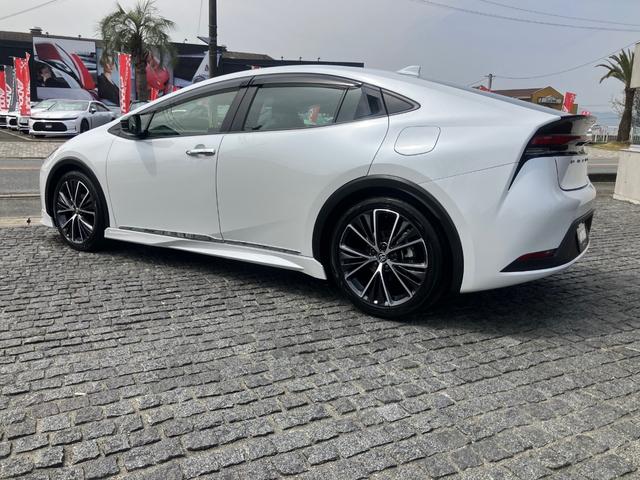 Toyota PRIUS 2023