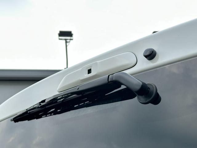 Toyota HIACE VAN 2025