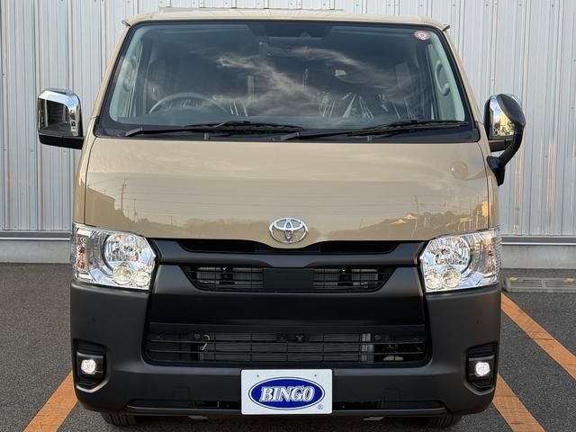 Toyota HIACE VAN 2025