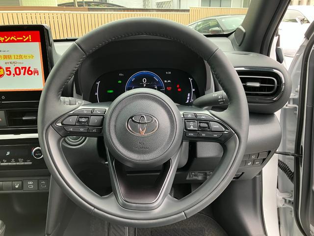 Toyota YARIS CROSS 2026