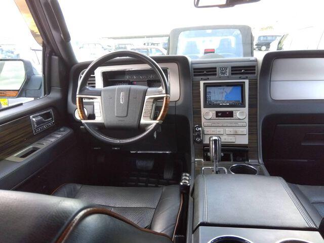 Lincoln LINCOLN NAVIGATOR 2010