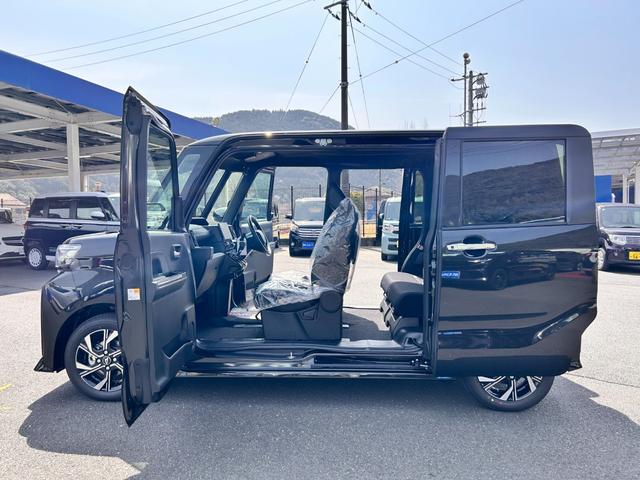 Daihatsu TANTO 2025