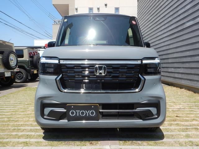 Honda N-BOX CUSTOM 2023