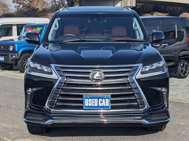 Lexus LX 2016