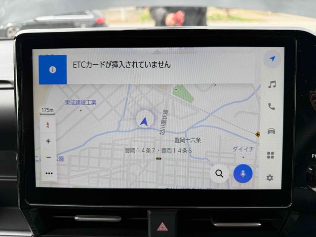 Toyota VOXY 2023