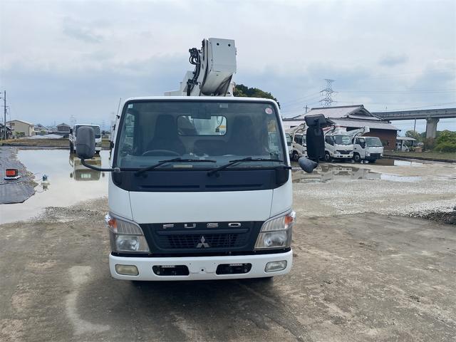 Mitsubishi Fuso CANTER 2011