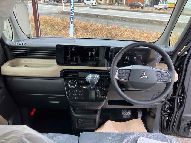 Mitsubishi DELICA MINI 2025