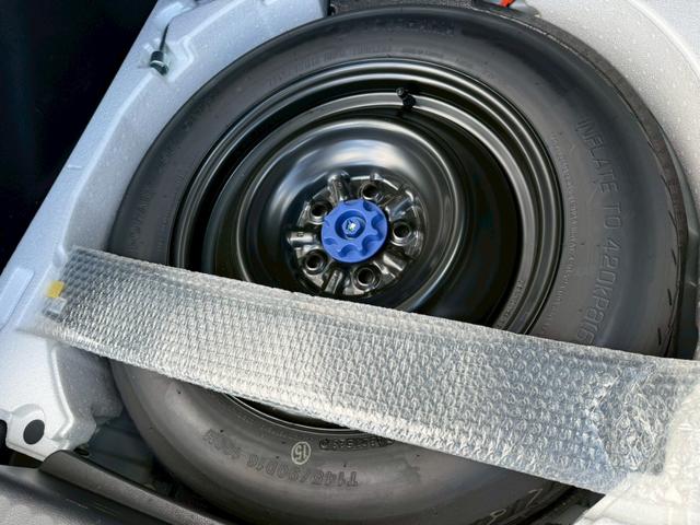 Toyota PRIUS 2023